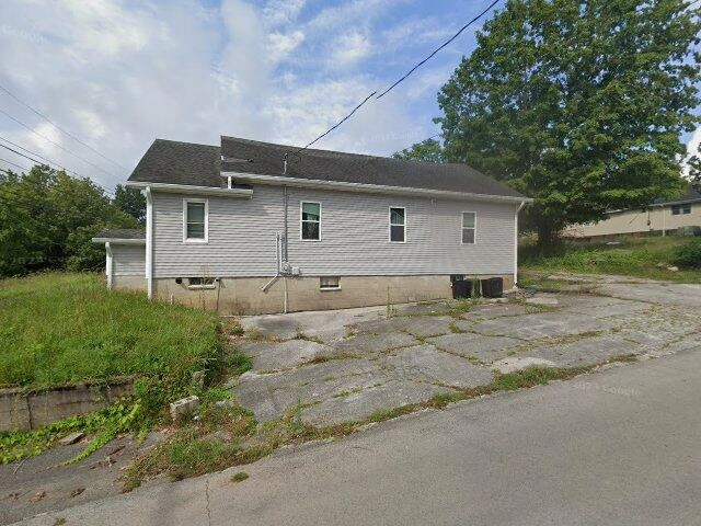 House image located at Dawson Springs, KY 42408