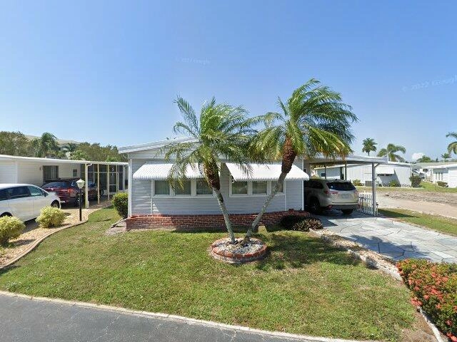 House image located at Fort Myers, FL 33908