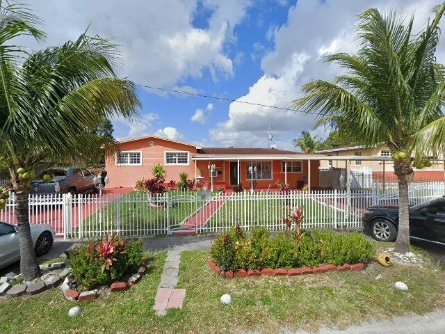 House image located at Miami, FL 33169