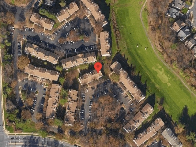 House image located at Fairfax, VA 22033