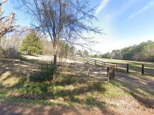 House image located at Kilgore, TX 75662