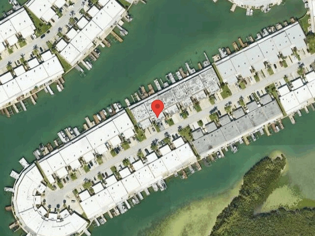 House image located at Saint Petersburg, FL 33708