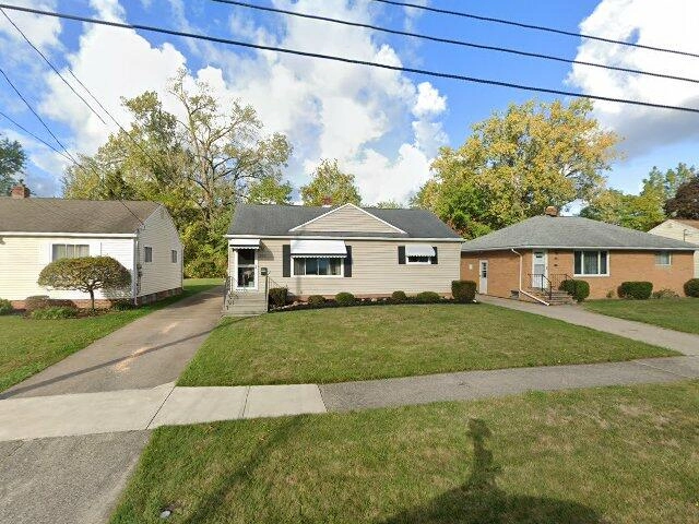 House image located at Sheffield Lake, OH 44054