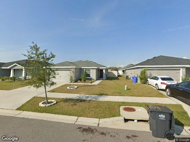 House image located at Ruskin, FL 33570
