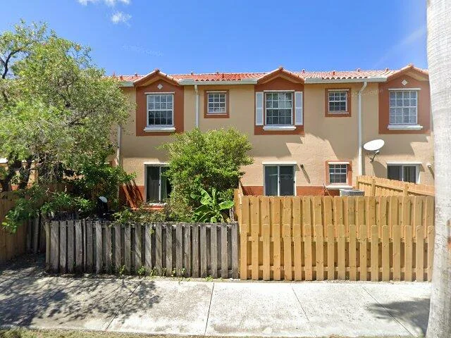 House image located at Hollywood, FL 33020