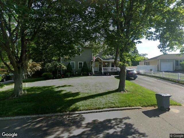 House image located at West Sayville, NY 11796