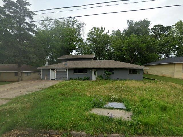 House image located at Longview, TX 75602