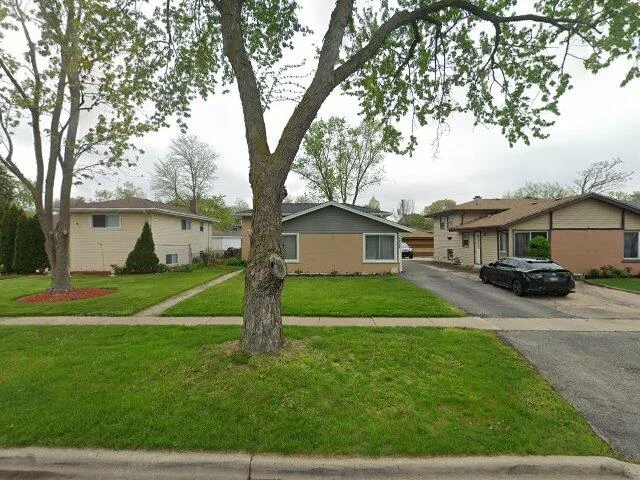 House image located at West Chicago, IL 60185