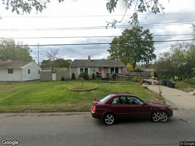 House image located at Medford, NY 11763