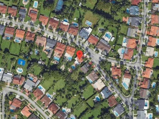 House image located at Miami, FL 33175