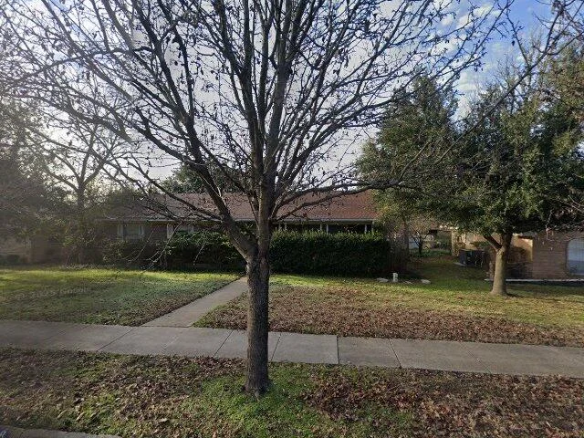 House image located at Duncanville, TX 75137