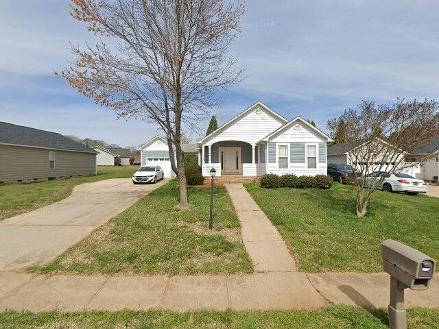 House image located at Statesville, NC 28625