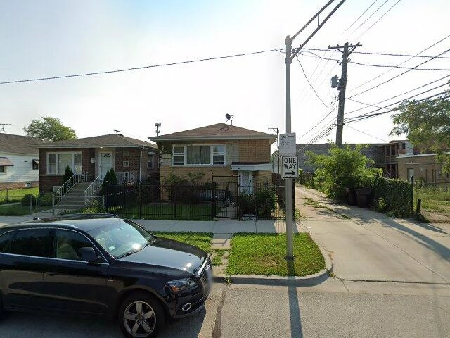 House image located at Chicago, IL 60620
