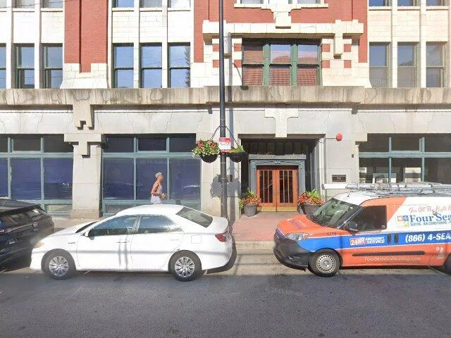 House image located at Chicago, IL 60605