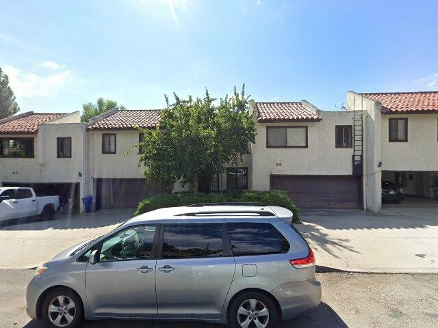 House image located at La Crescenta, CA 91214