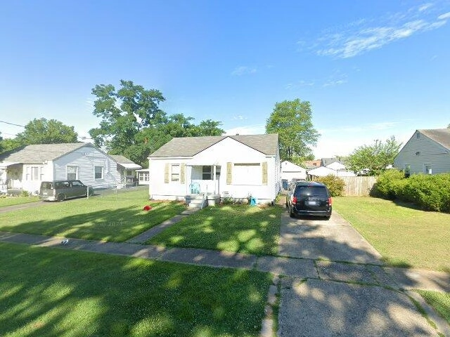 House image located at Louisville, KY 40216