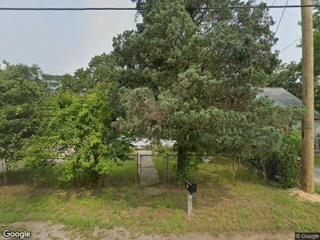 House image located at Riverhead, NY 11901