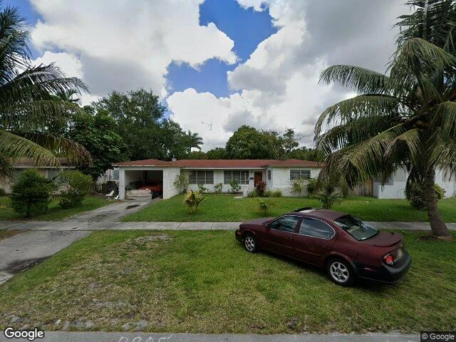 House image located at Miami, FL 33162