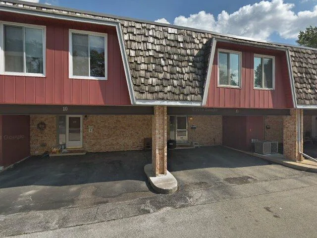 House image located at Palos Hills, IL 60465