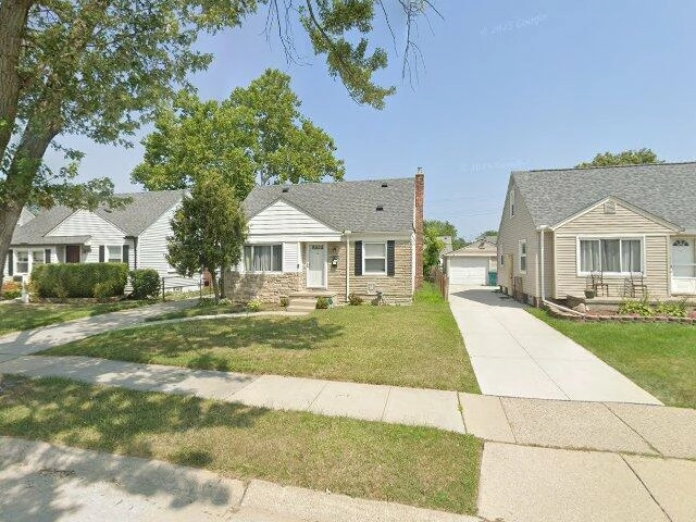 House image located at Eastpointe, MI 48021