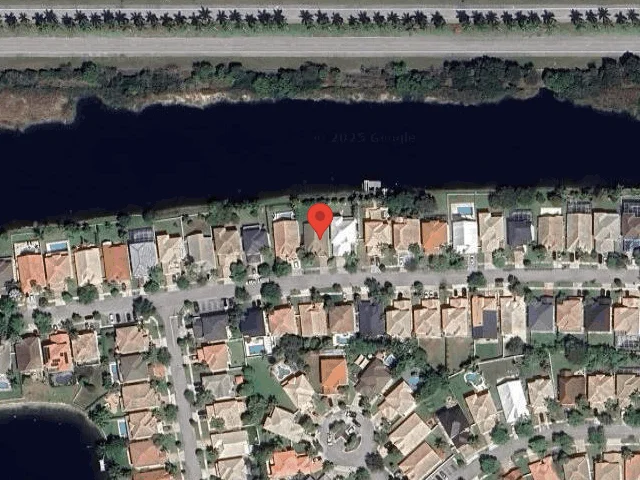 House image located at Hollywood, FL 33029