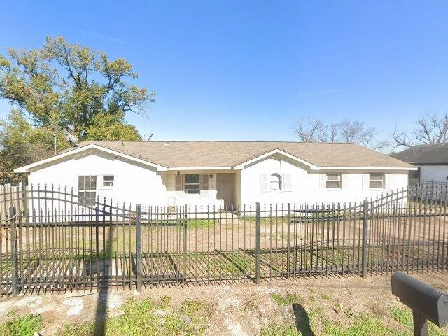 House image located at Houston, TX 77028