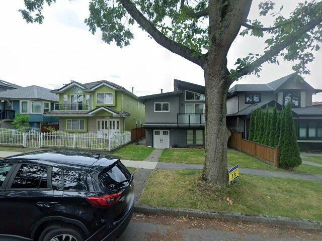 House image located at Philadelphia, PA 19104