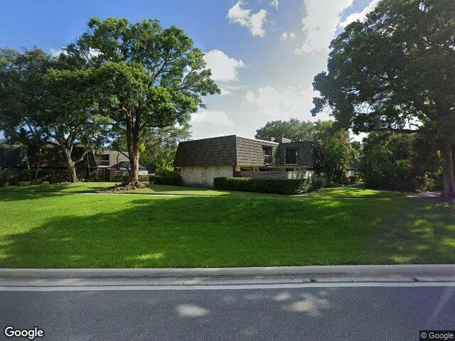 House image located at Palm Beach Gardens, FL 33418