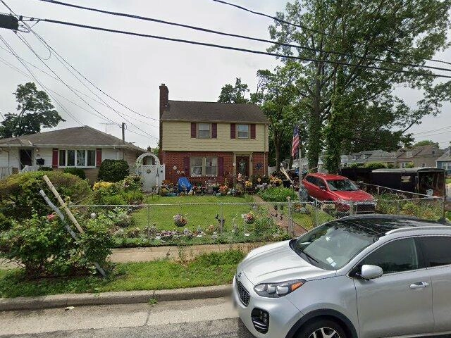 House image located at Oakville, CT 06779