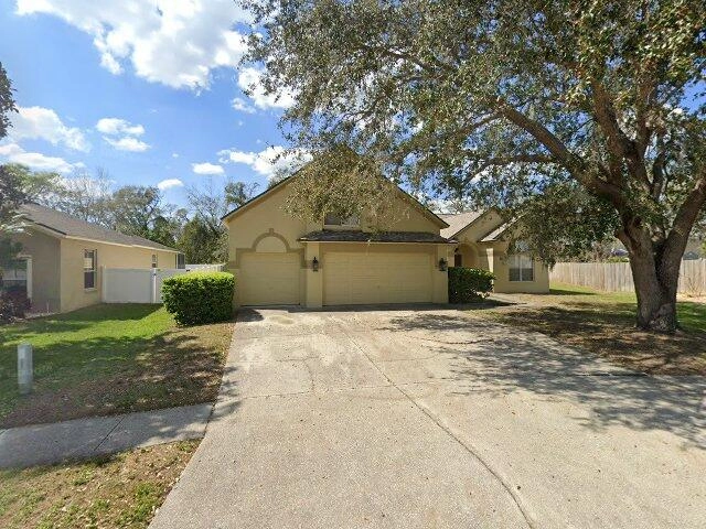 House image located at Valrico, FL 33596