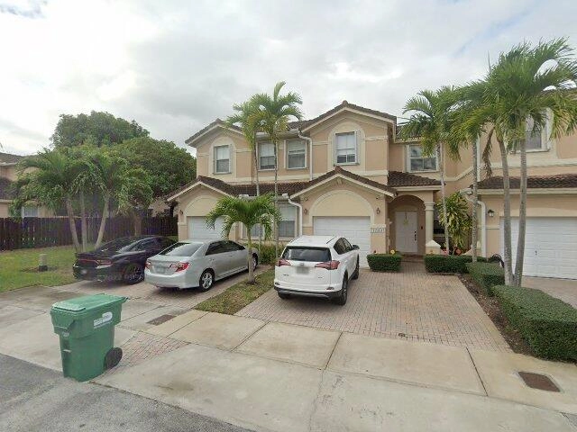 House image located at Miami, FL 33186