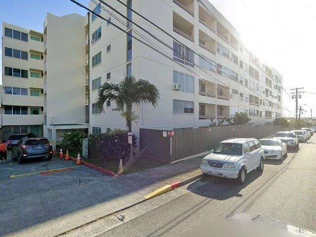 House image located at Honolulu, HI 96817