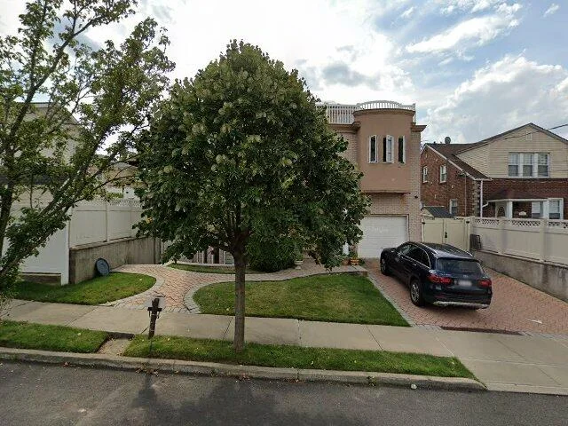 House image located at Staten Island, NY 10305