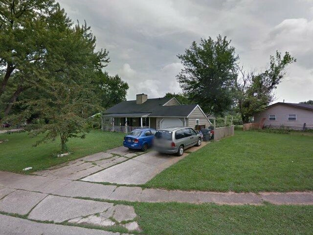 House image located at Anderson, IN 46017