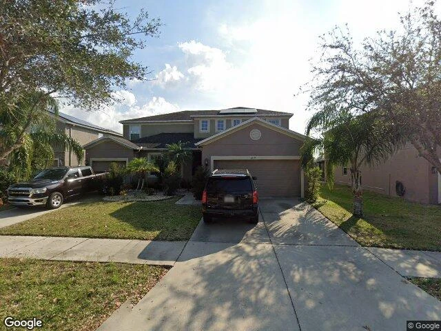 House image located at Ruskin, FL 33570