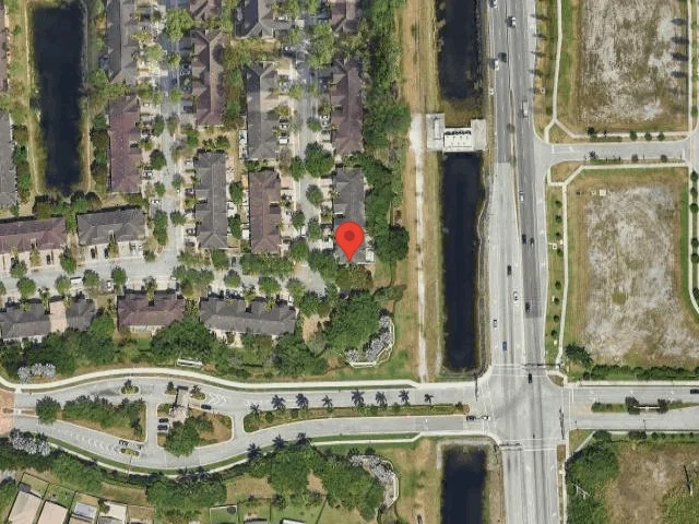 House image located at Hollywood, FL 33027