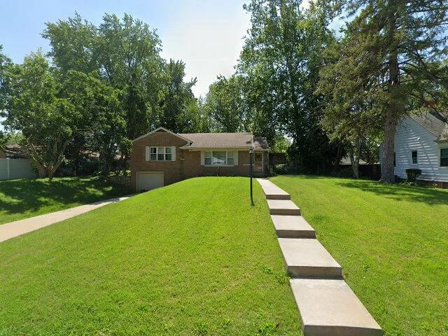 House image located at Rock Island, IL 61201