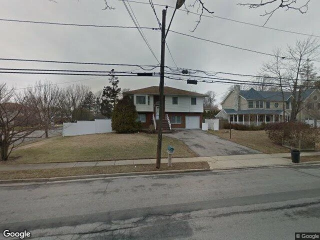 House image located at Massapequa, NY 11758