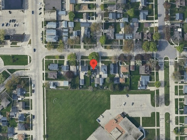House image located at Kenosha, WI 53143
