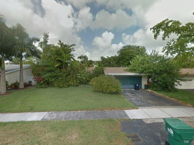 House image located at Miami, FL 33186
