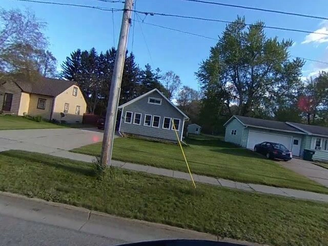 House image located at Lansing, MI 48906