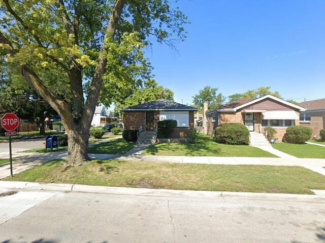 House image located at Chicago, IL 60619