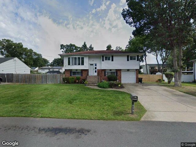 House image located at West Babylon, NY 11704