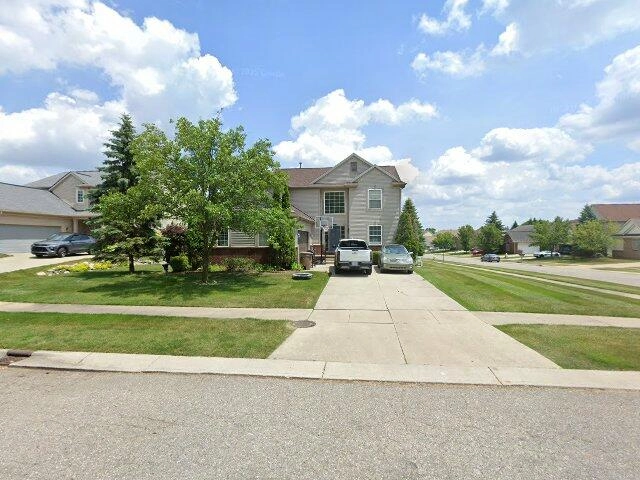 House image located at Pontiac, MI 48341