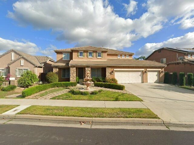 House image located at Clovis, CA 93619