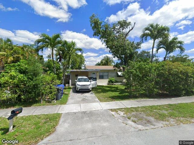 House image located at Hollywood, FL 33023