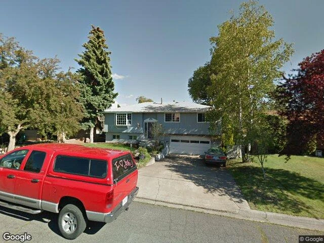 House image located at Klamath Falls, OR 97601