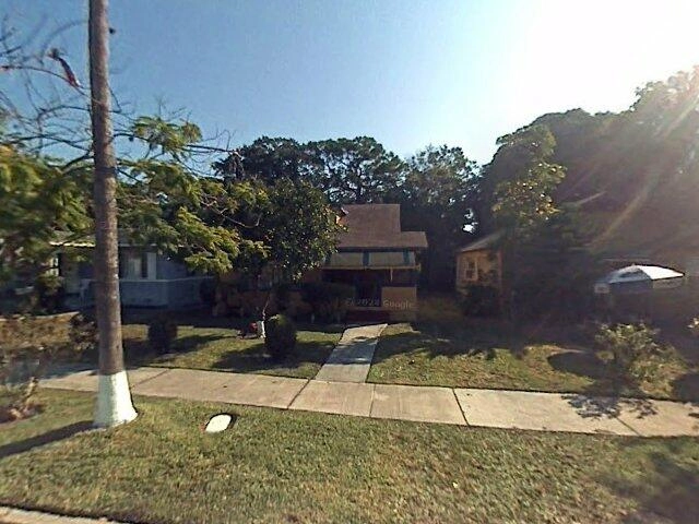 House image located at Saint Petersburg, FL 33705