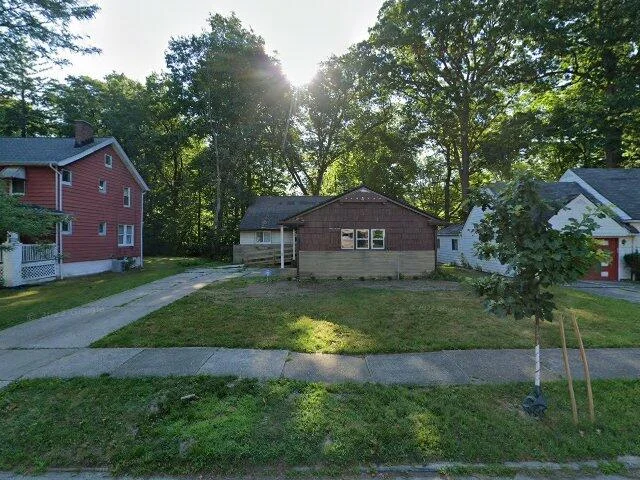 House image located at Cleveland, OH 44121
