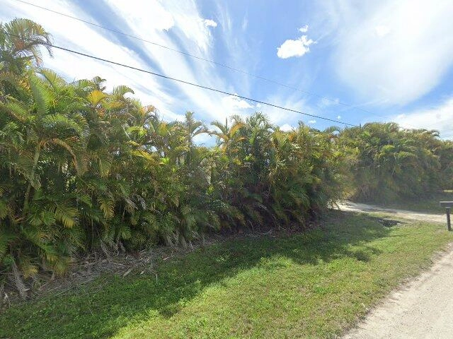 House image located at Loxahatchee, FL 33470